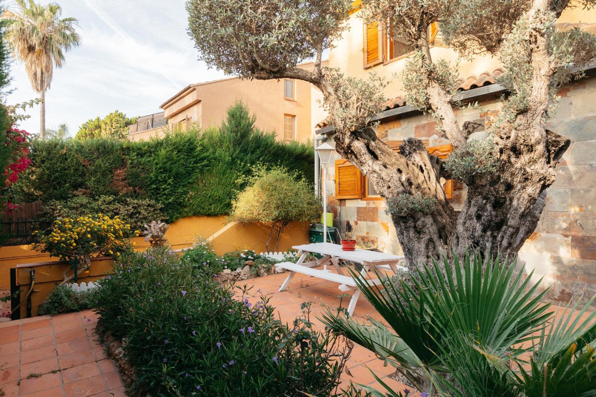 Casa de vacances Chalet, Rodeada De Naturaleza Piscina A Doce Klm De Y 7 Del Aeropuerto *